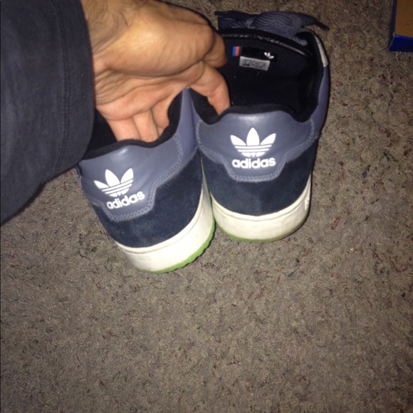 Addidas - Picture 2 of 4